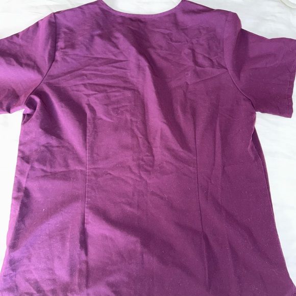 Figs Catarina Scrub Top- Deep Purple - Picture 7 of 7